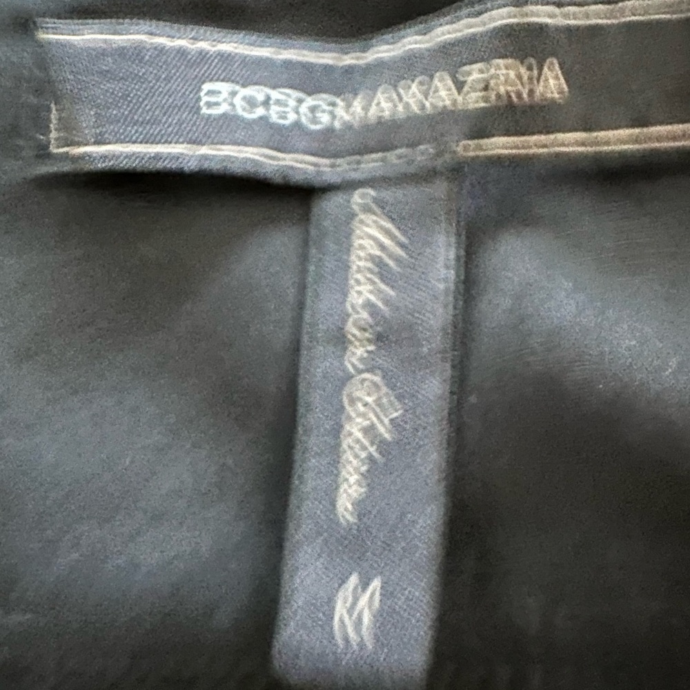 BCBGMAXAZRIA
Button-Front Faux Leather Leggings - Picture 7 of 8